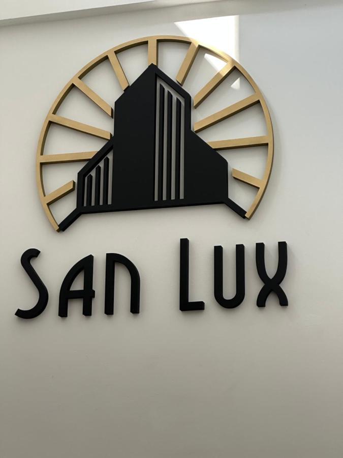 San Lux Dunavska Novi Sad Exterior foto